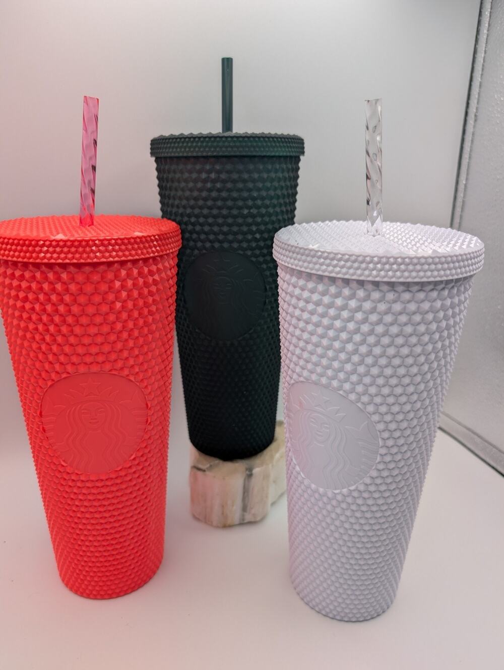Starbucks Studded Tumbler Venti 24oz Cold Set 3 w/ straws: white/green/salmon